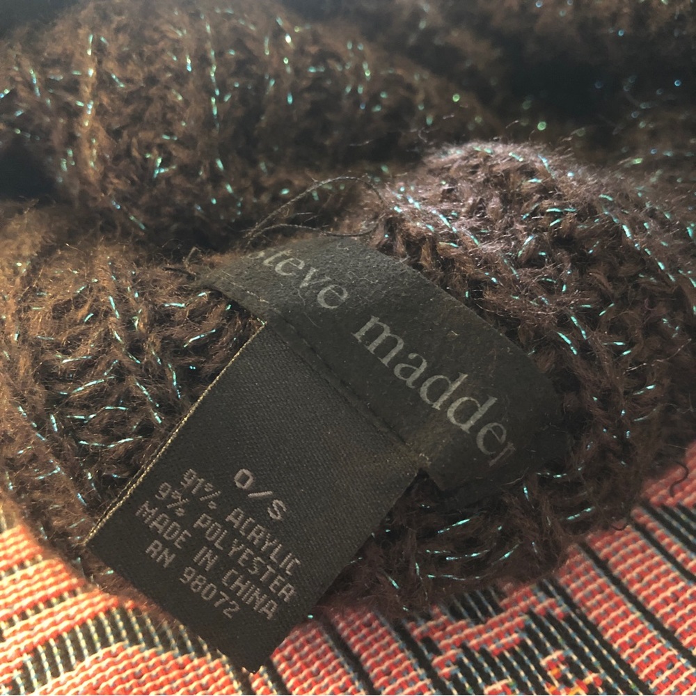 Subtle Sparkle Infinity Scarf ♾ - Picture 4 of 4